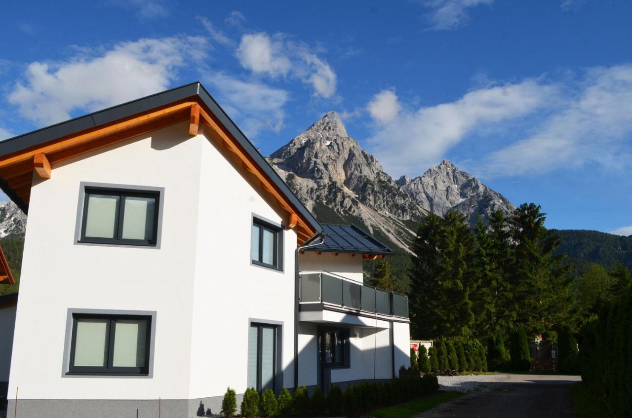 Zugspitzappartements Ehrwald Esterno foto